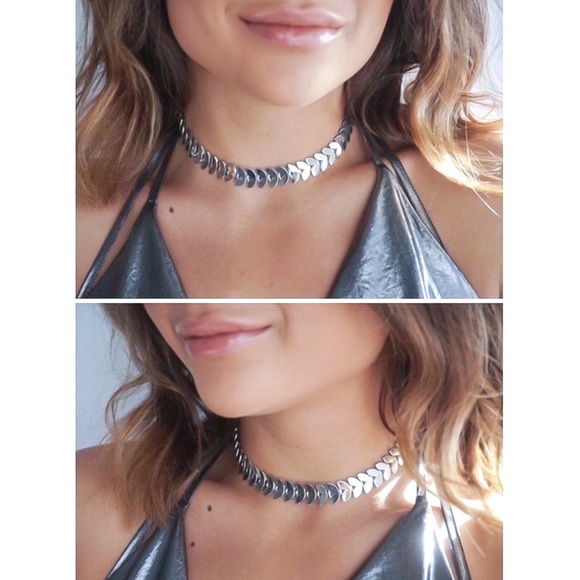 Jewelry - CLEARANCE!  Silver Fishbone Choker Necklace